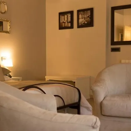 Lägenhetshotell Il Contado Country House And