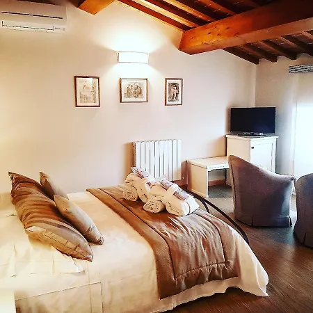 Lägenhetshotell Il Contado Country House And