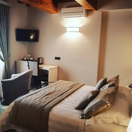 Lägenhetshotell Il Contado Country House And