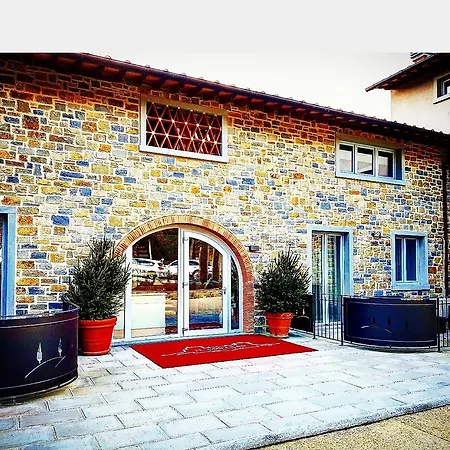 Il Contado Country House And Lägenhetshotell 3*